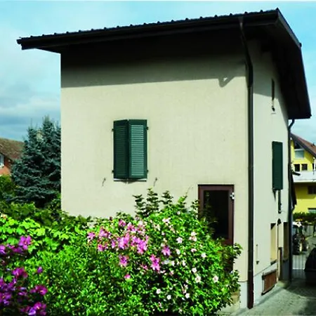Le Charme Du Prieure 3* Etoy
