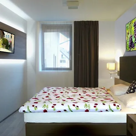 Le Charme Du Prieure 3* Etoy